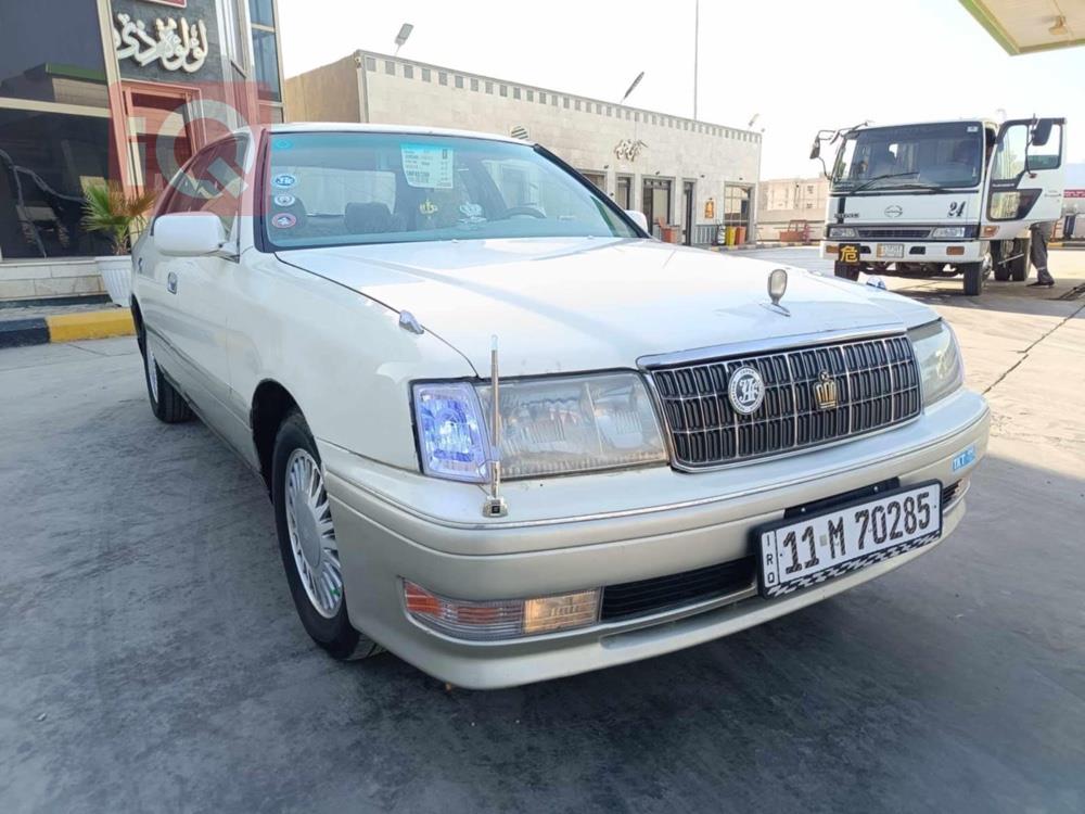 تويوتا كراون